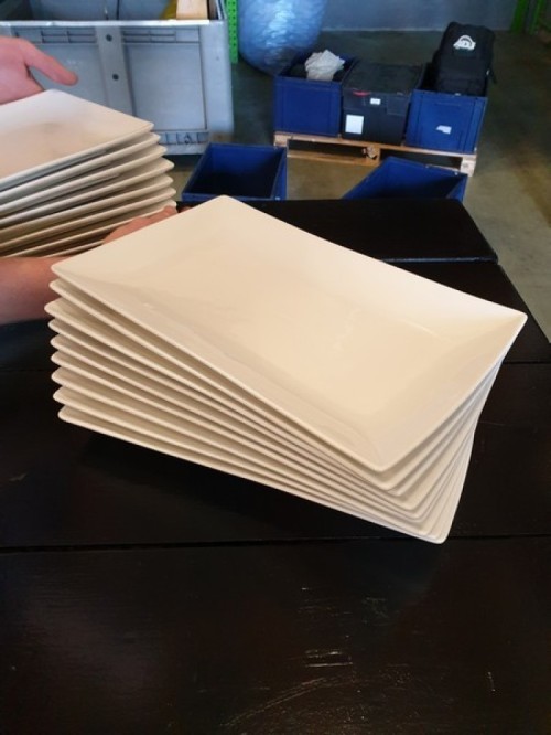 Dinerbord - Avantgarde - Rechthoek curve 32x20 cm (Krat 20 stuks)